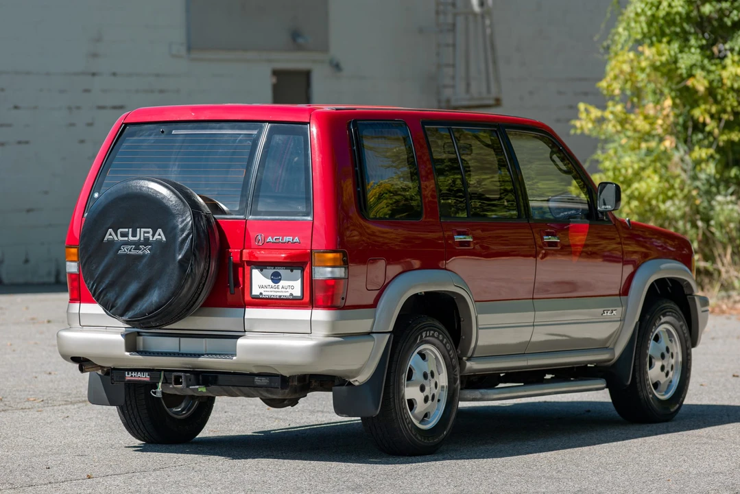1996 Isuzu Trooper - Image 15 of 31
