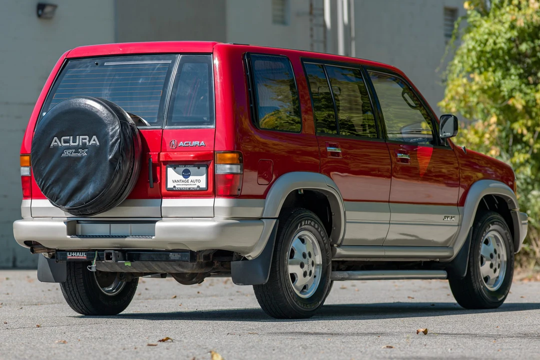1996 Isuzu Trooper - Image 14 of 31