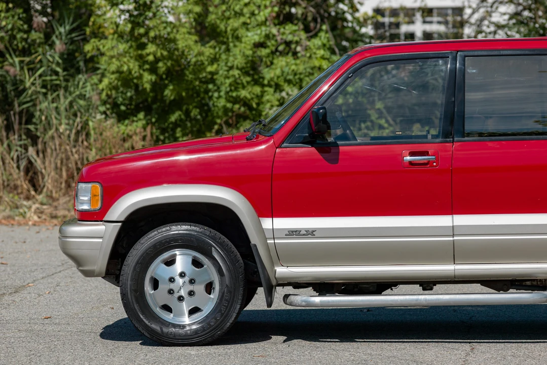 1996 Isuzu Trooper - Image 27 of 31
