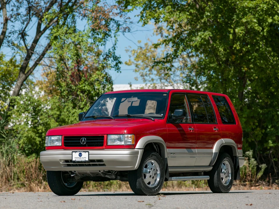 1996 Isuzu Trooper - Image 2 of 31