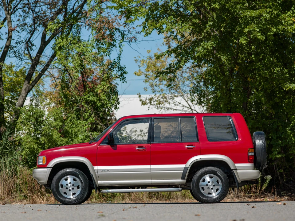1996 Isuzu Trooper - Image 6 of 31