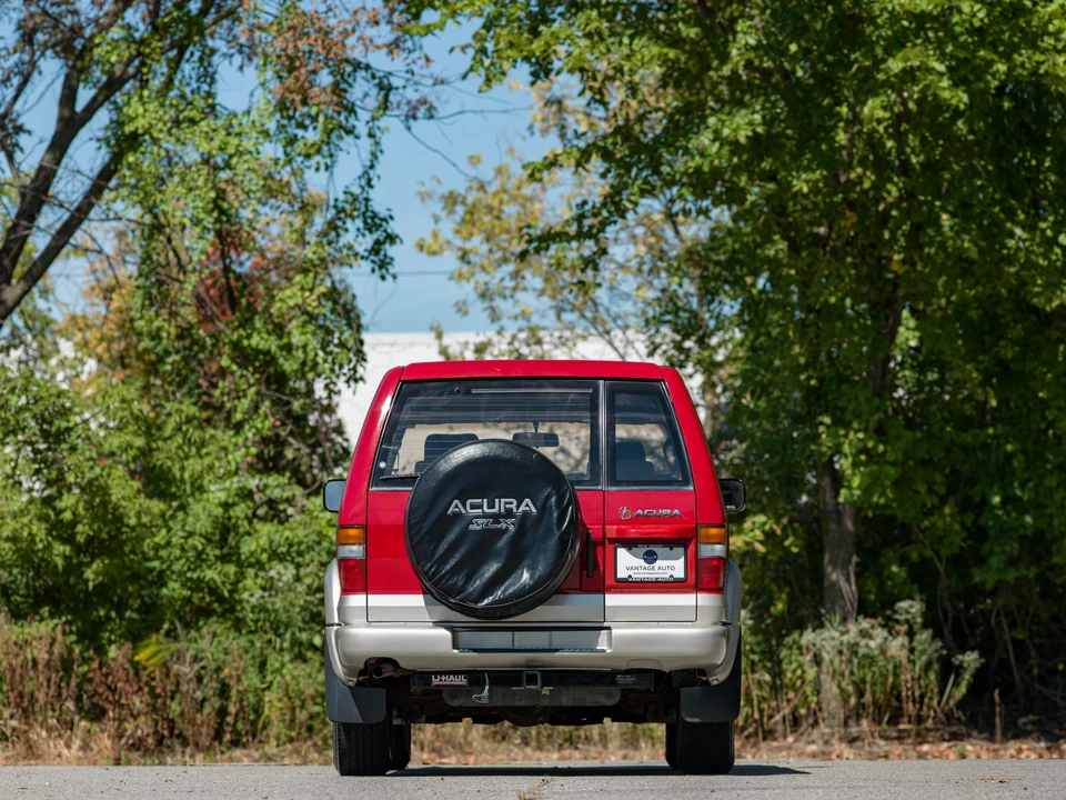 1996 Isuzu Trooper - Image 11 of 31