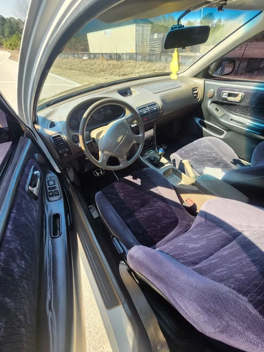 1996 Acura Integra Type R 3rd Gen - Image 5 of 12