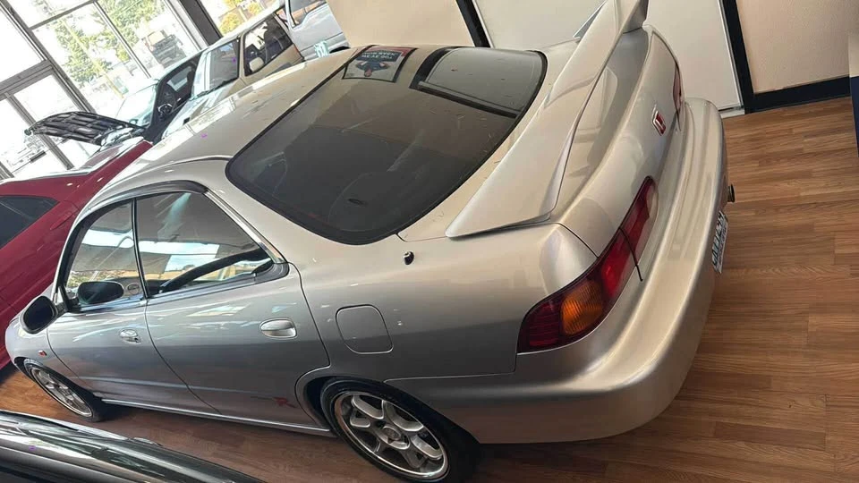 1996 Acura Integra Type R 3rd Gen - Image 5 of 11