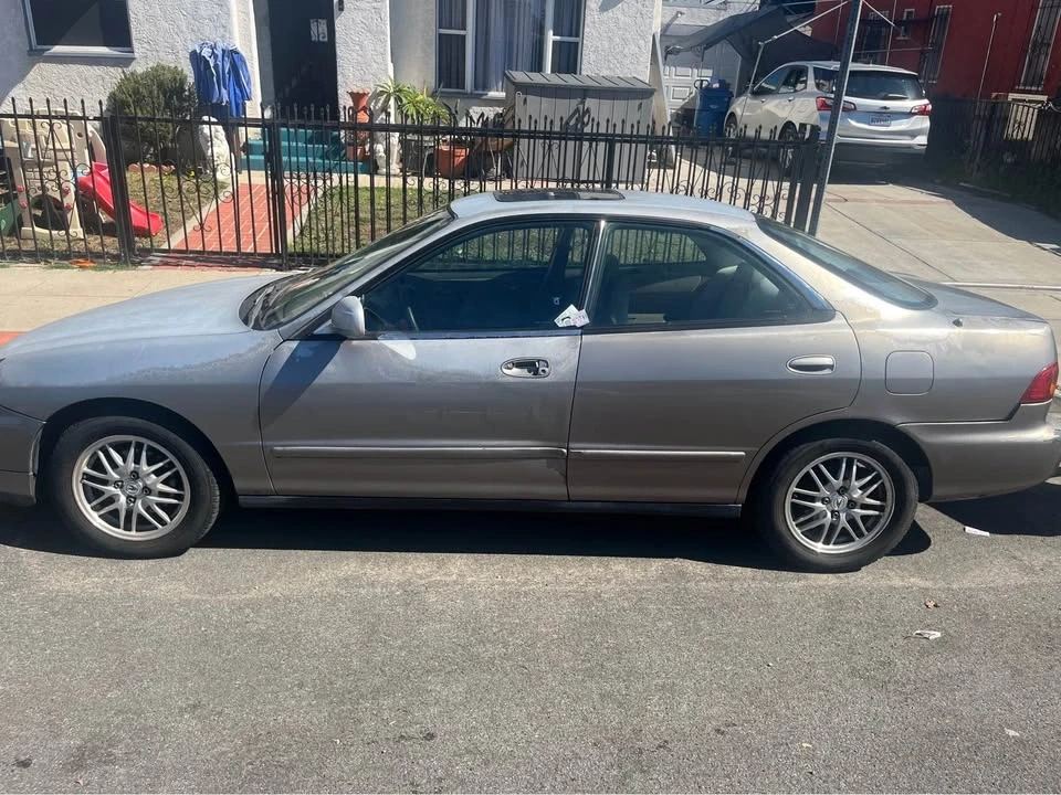 1996 Acura Integra 3rd Gen - Image 2 of 11