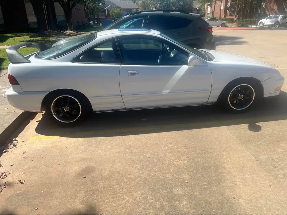 1996 Acura Integra 3rd Gen - Image 2 of 10