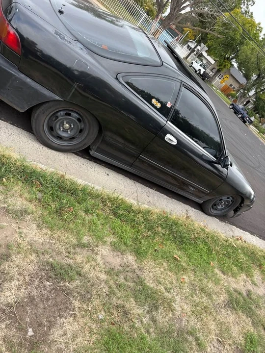 1996 Acura Integra 3rd Gen - Image 4 of 9