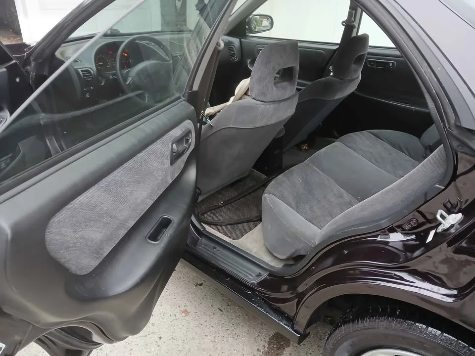 1996 Acura Integra 3rd Gen - Image 5 of 12