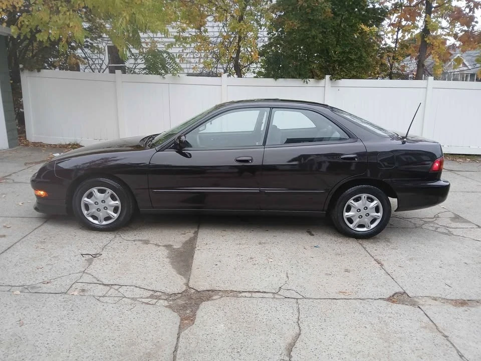 1996 Acura Integra 3rd Gen - Image 2 of 12