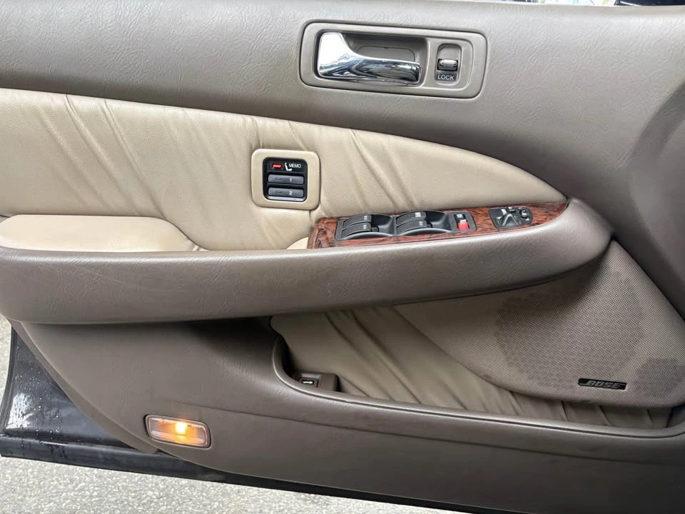 1996 Acura RL 1st Gen - Image 11 of 20