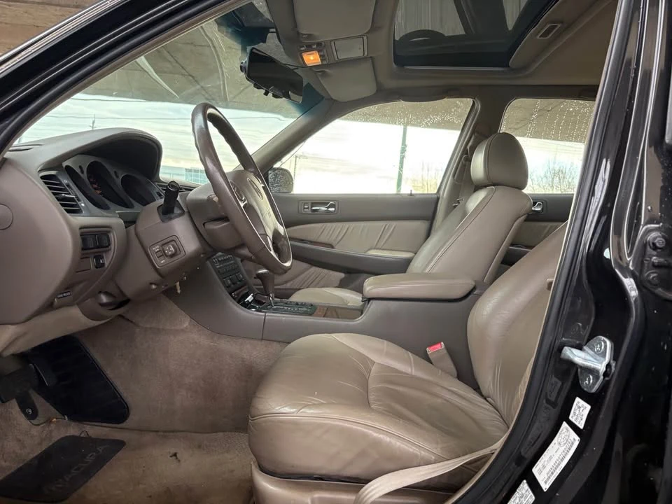 1996 Acura RL 1st Gen - Image 17 of 20