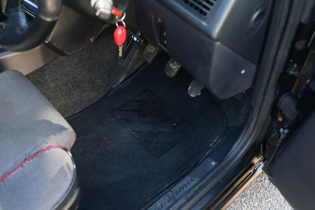 1996 Alfa Romeo 155 - Image 22 of 31