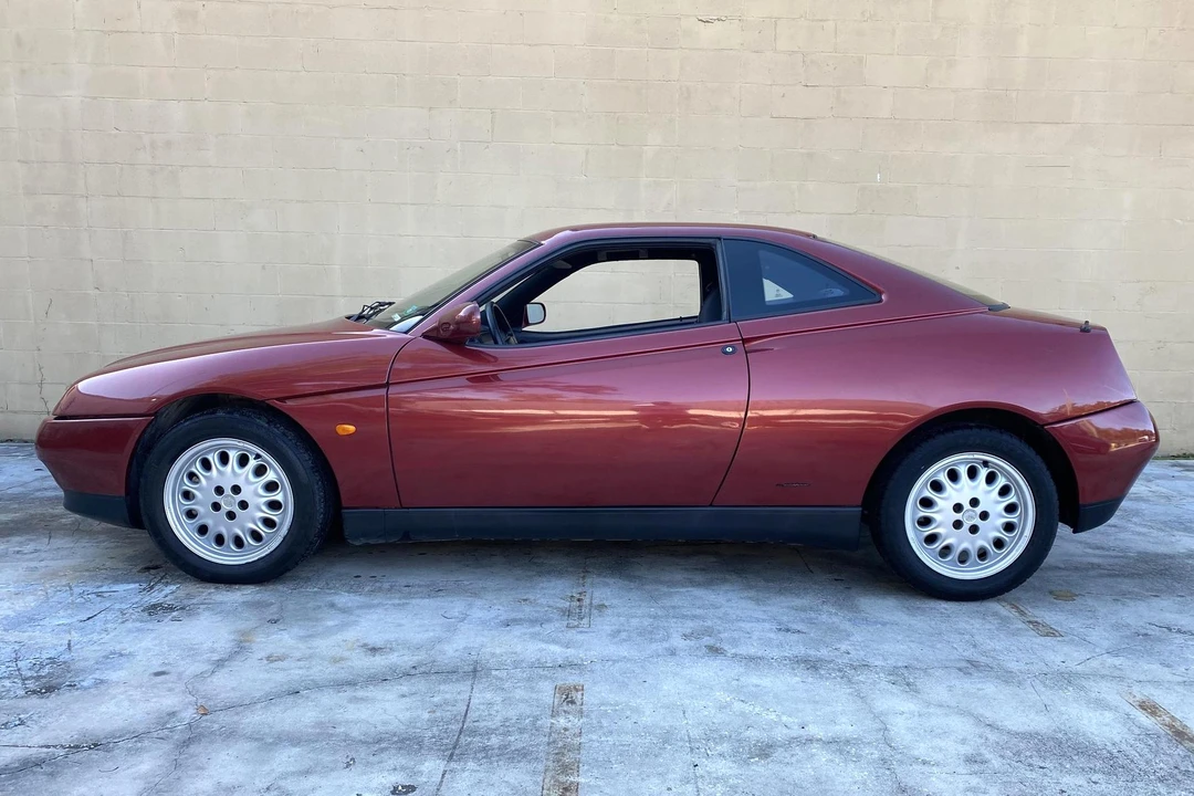 1996 Alfa Romeo 916 GTV & Spider - Image 3 of 11