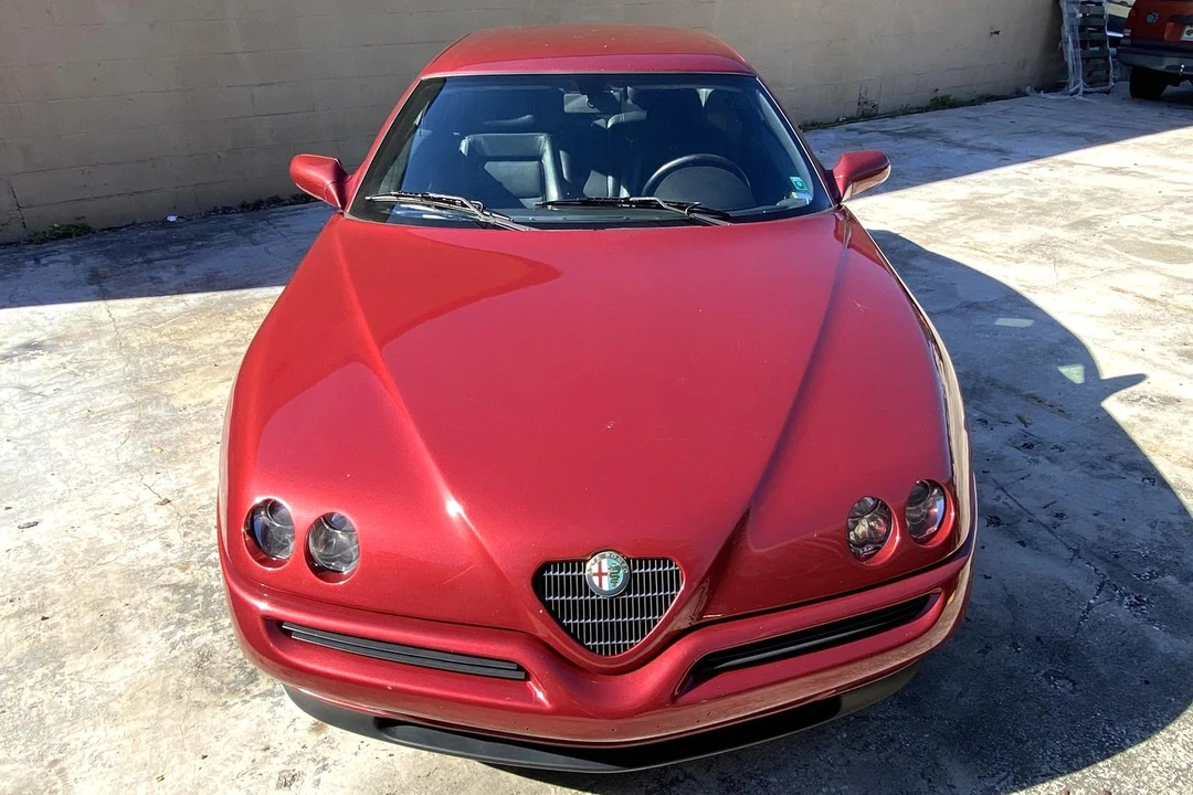 1996 Alfa Romeo 916 GTV & Spider - Image 10 of 11