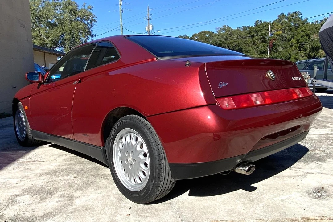 1996 Alfa Romeo 916 GTV & Spider - Image 7 of 11