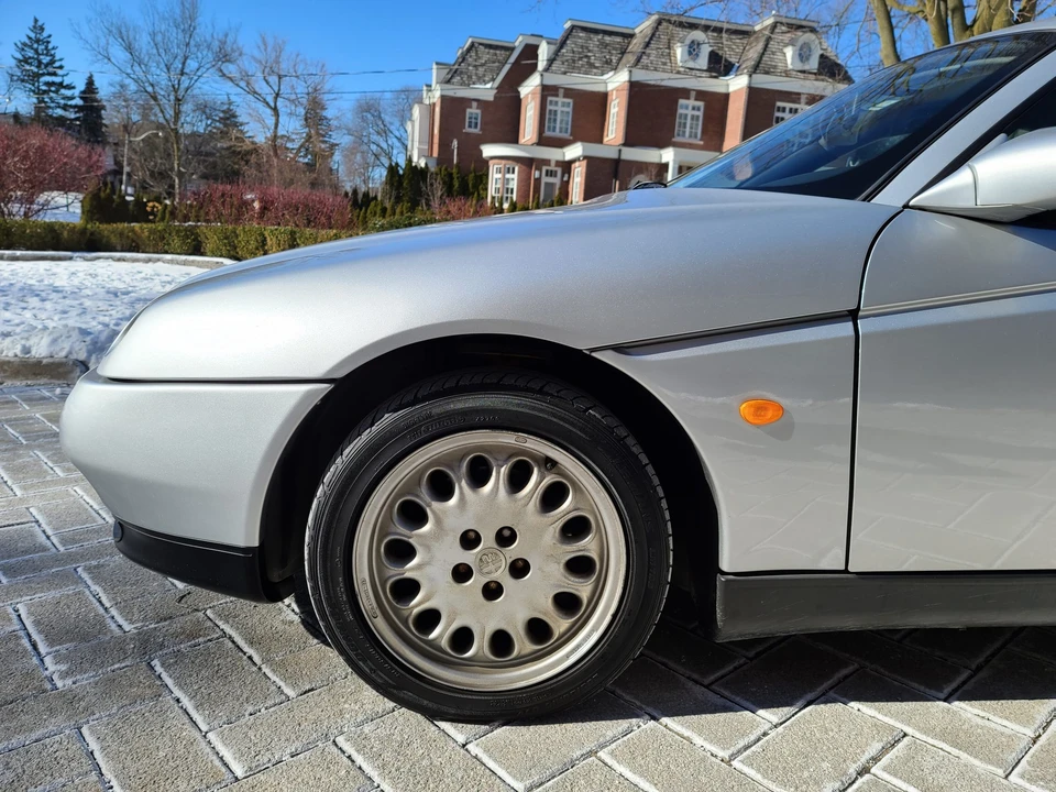1996 Alfa Romeo 916 GTV & Spider - Image 10 of 31
