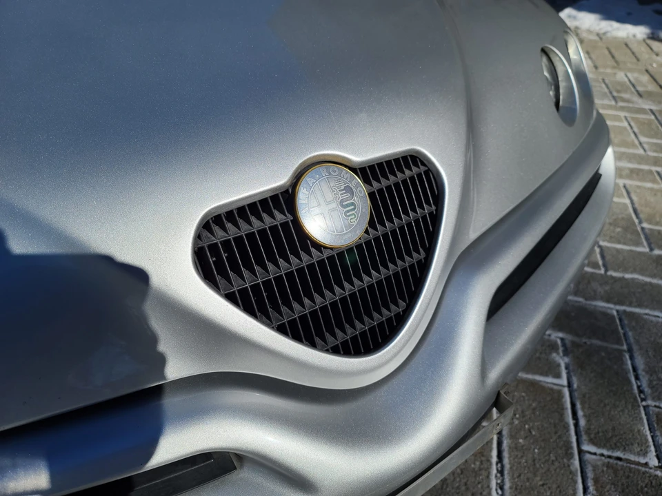 1996 Alfa Romeo 916 GTV & Spider - Image 19 of 31