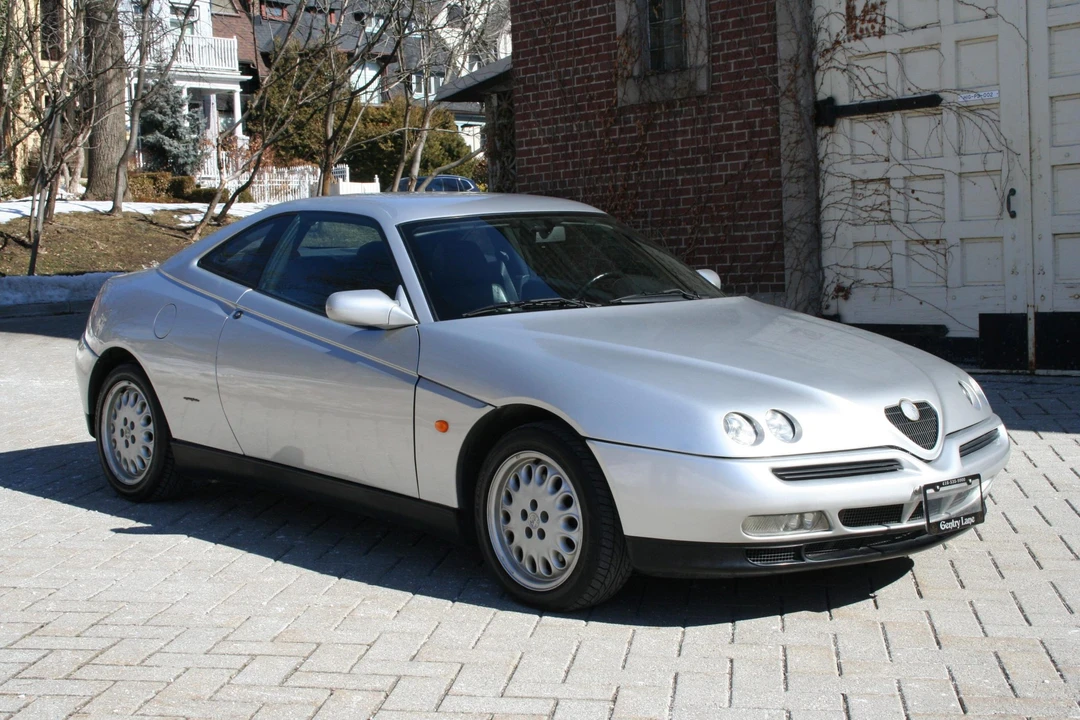 1996 Alfa Romeo 916 GTV & Spider - Image 5 of 31