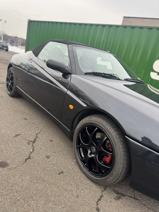 1996 Alfa Romeo 916 GTV & Spider - Image 30 of 31