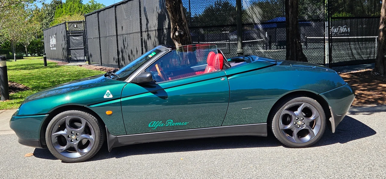 1996 Alfa Romeo 916 GTV & Spider - Image 10 of 31