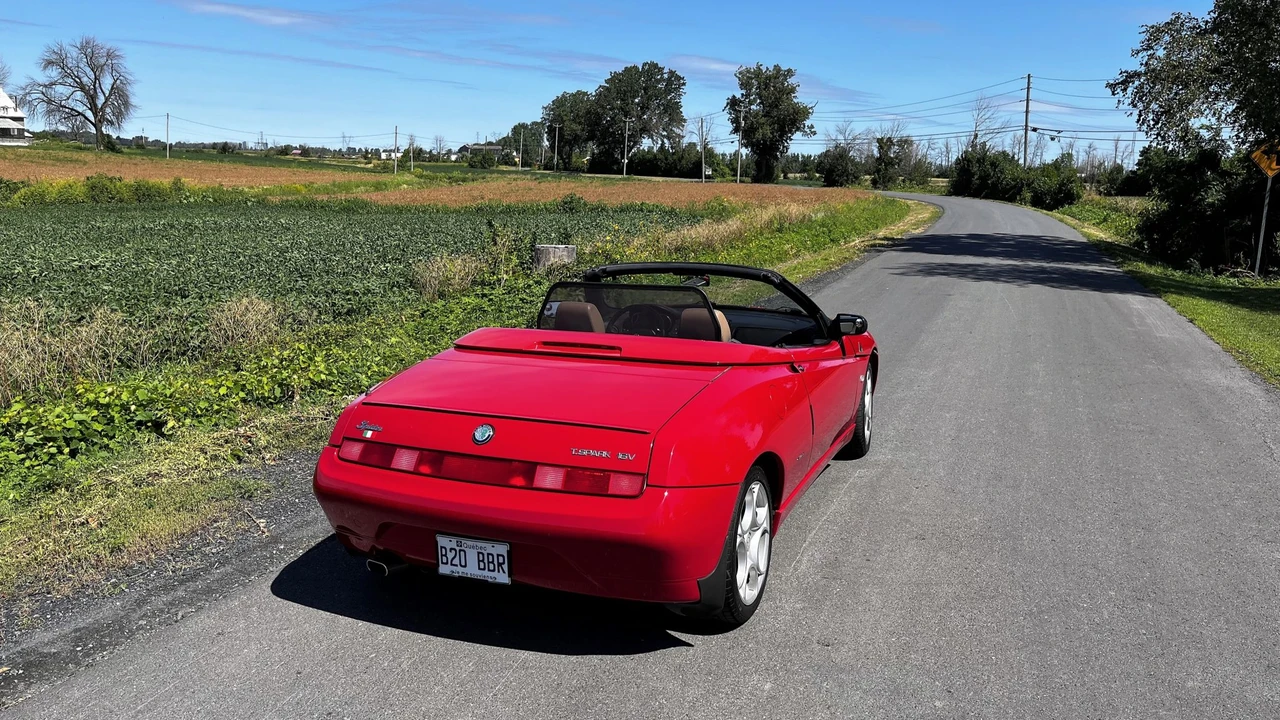 1996 Alfa Romeo 916 GTV & Spider - Image 24 of 31
