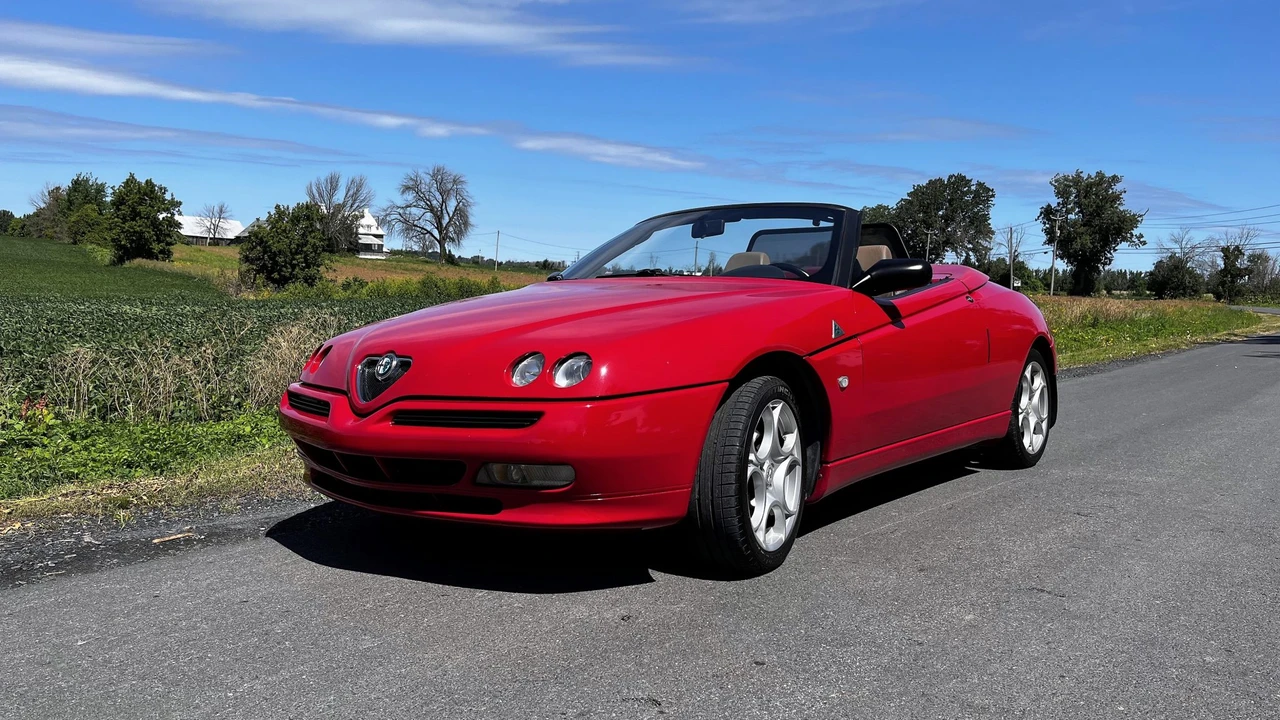 1996 Alfa Romeo 916 GTV & Spider - Image 3 of 31