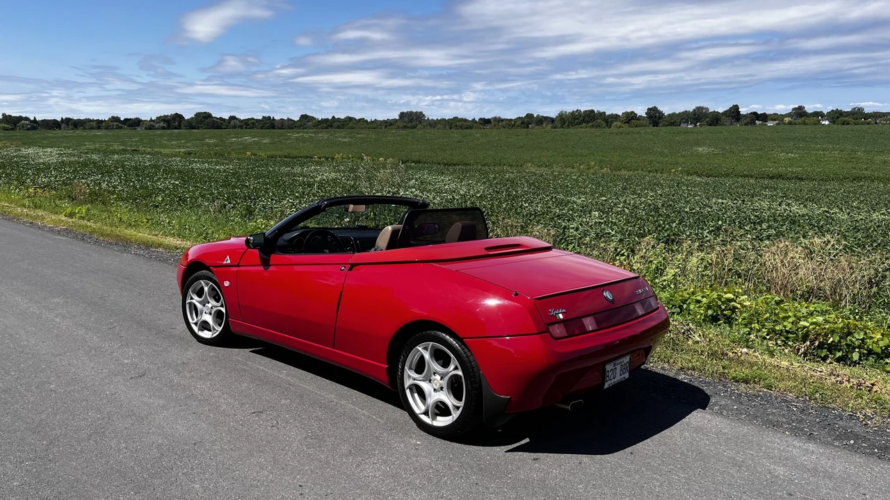 1996 Alfa Romeo 916 GTV & Spider - Image 12 of 31