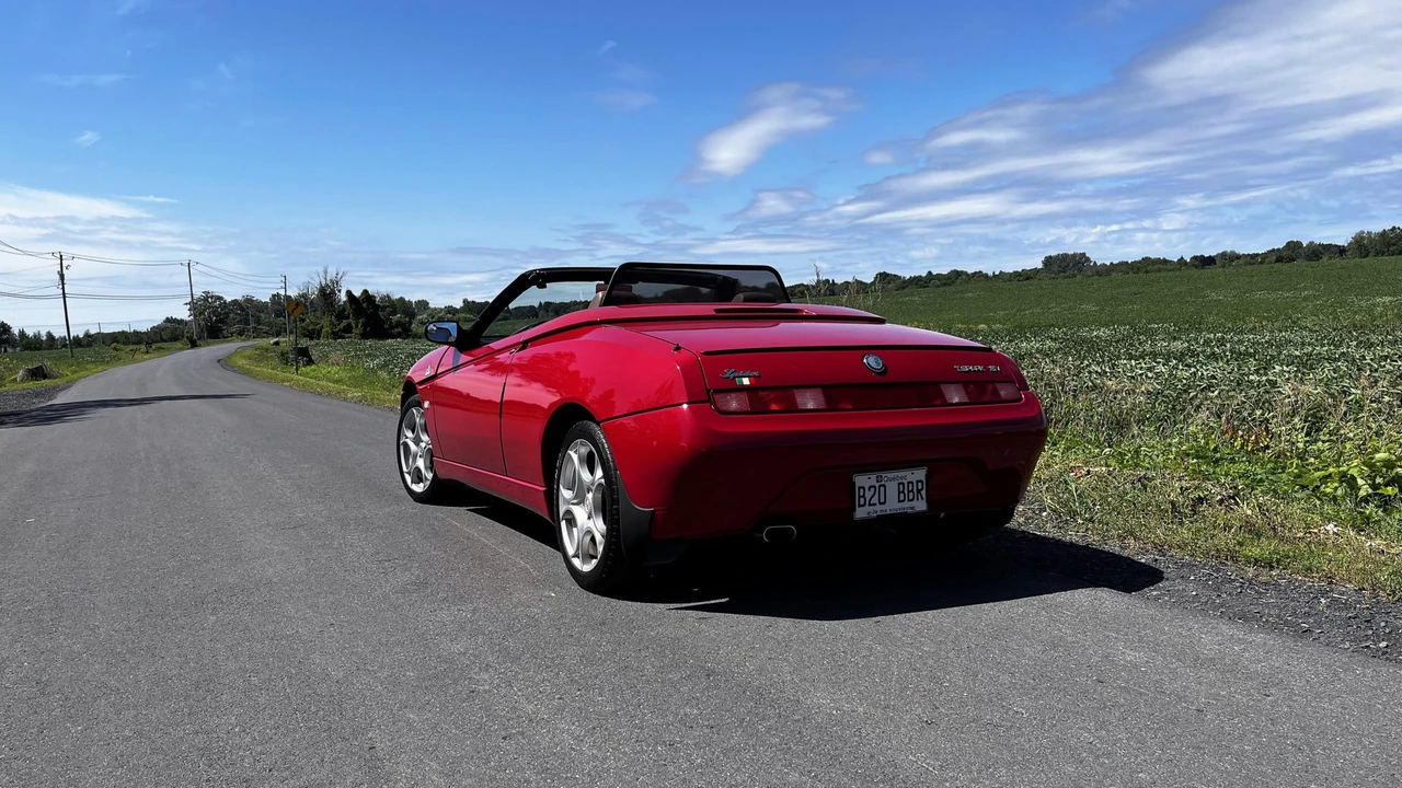 1996 Alfa Romeo 916 GTV & Spider - Image 14 of 31
