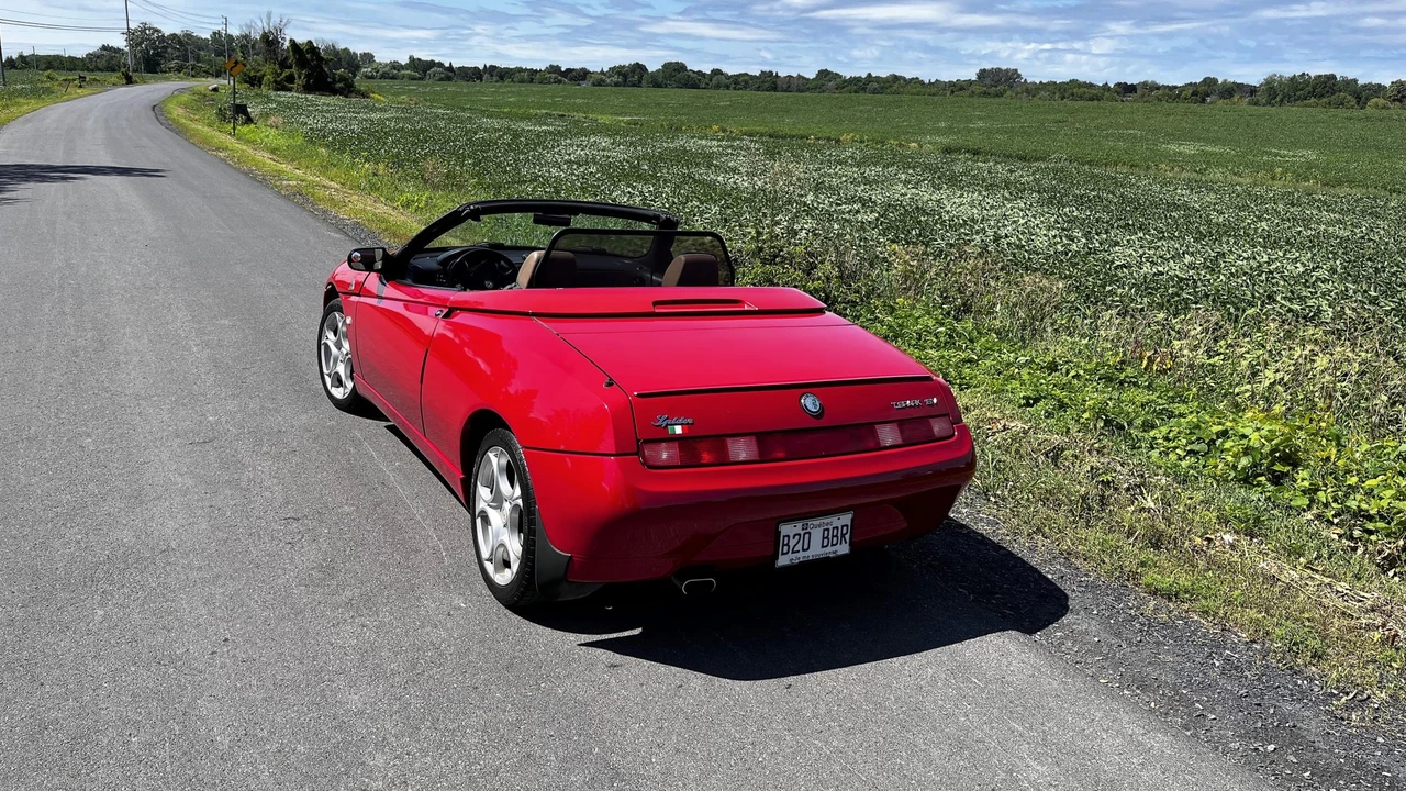 1996 Alfa Romeo 916 GTV & Spider - Image 15 of 31