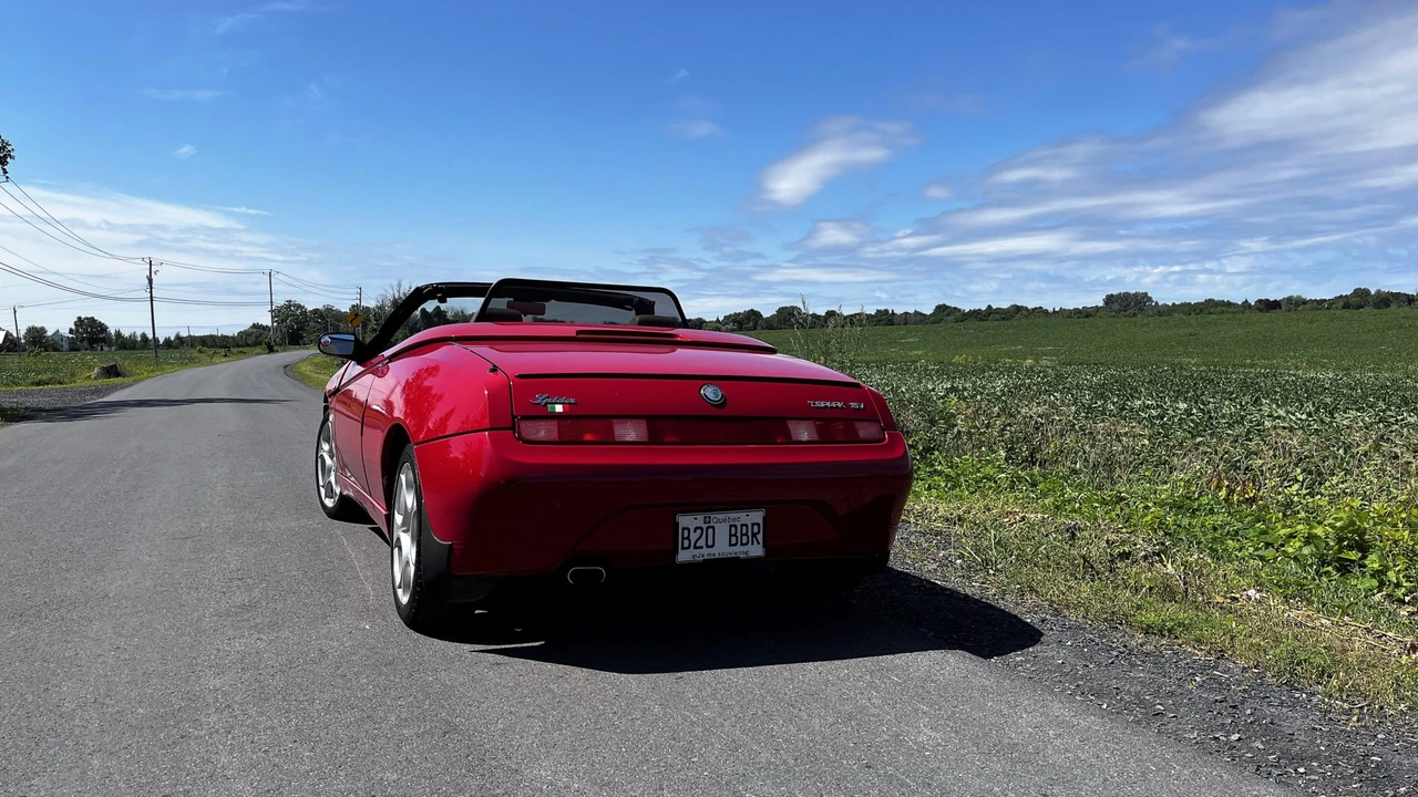 1996 Alfa Romeo 916 GTV & Spider - Image 17 of 31