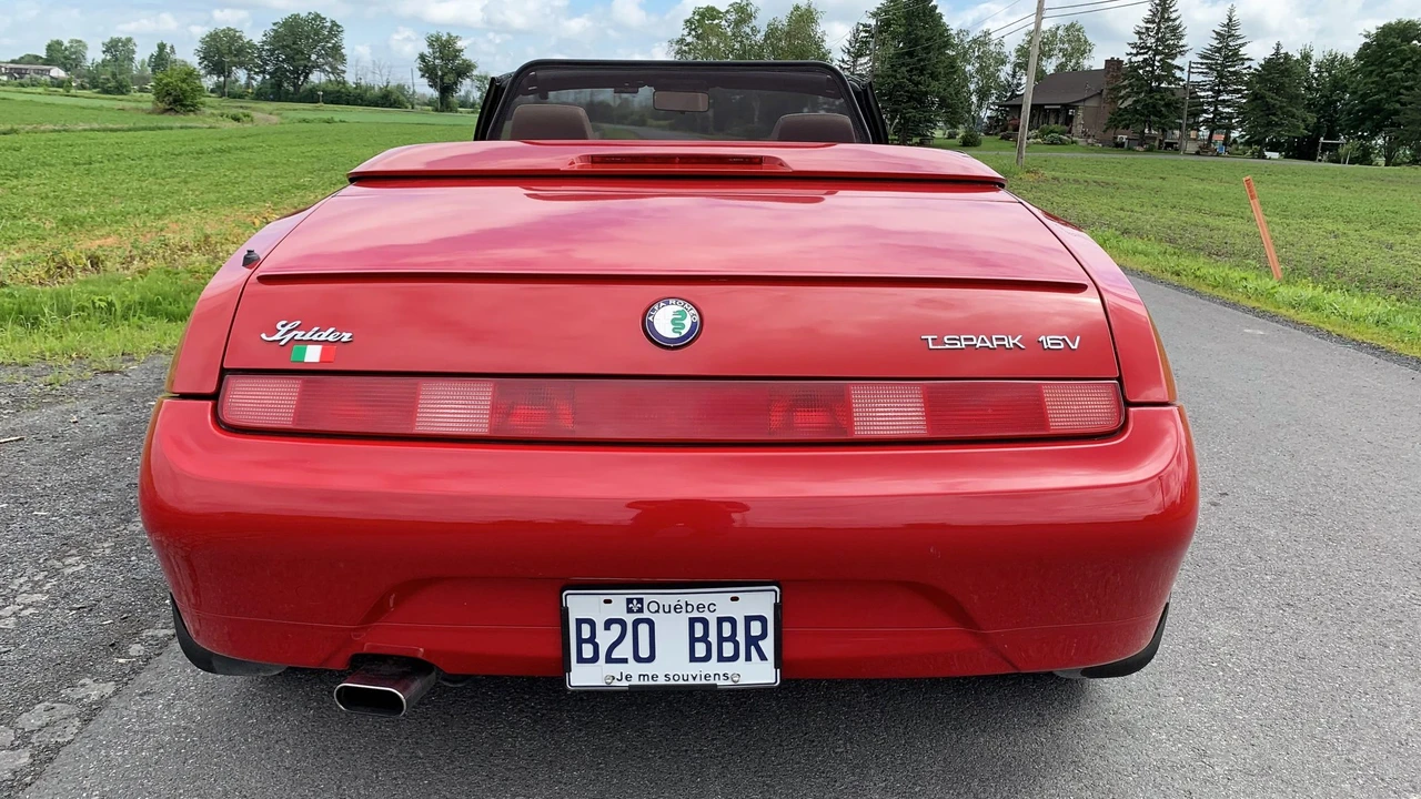 1996 Alfa Romeo 916 GTV & Spider - Image 22 of 31