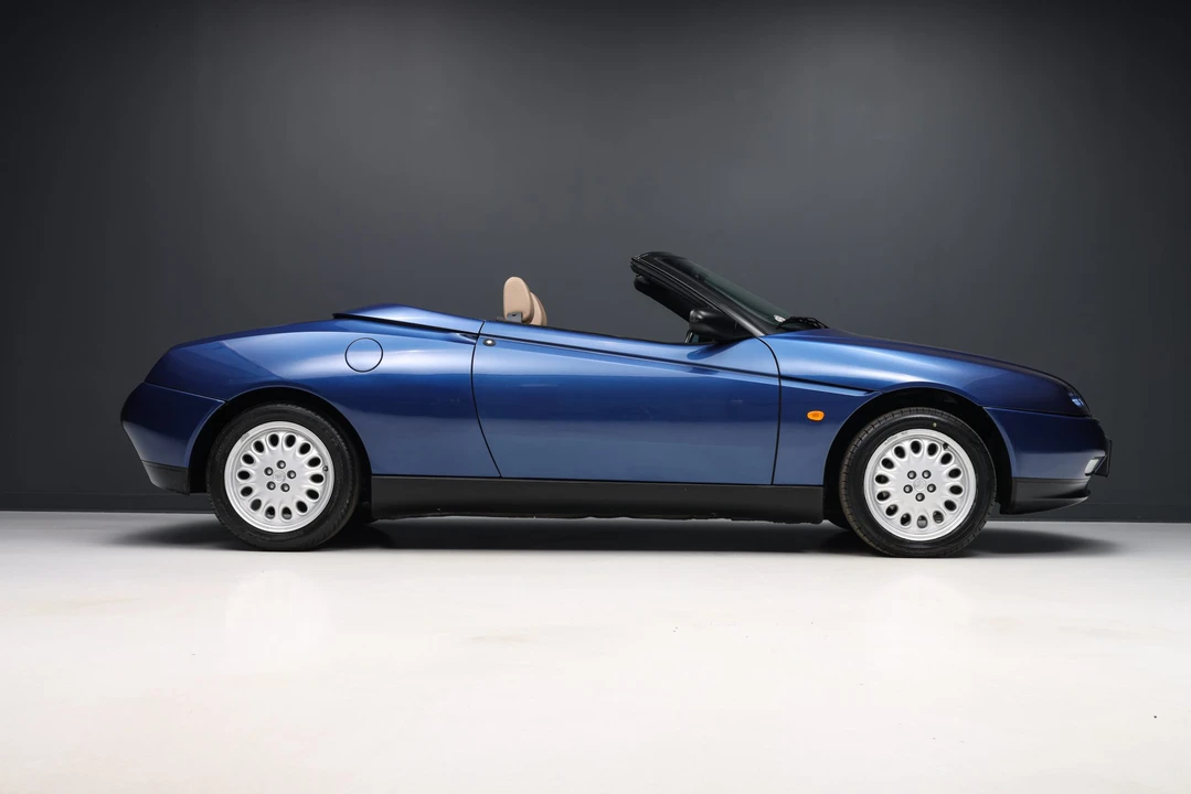 1996 Alfa Romeo 916 GTV & Spider - Image 7 of 31