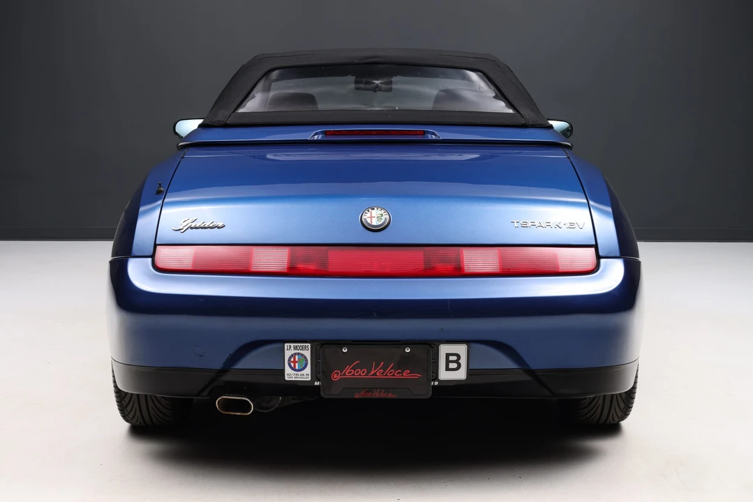 1996 Alfa Romeo 916 GTV & Spider - Image 28 of 31