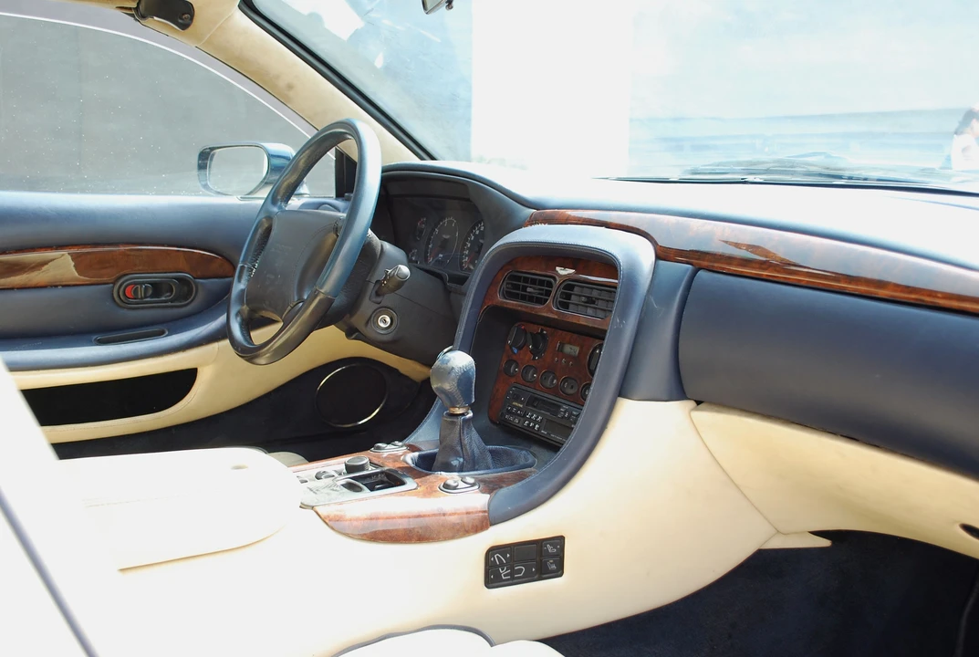 1996 Aston Martin DB7 - Image 3 of 4