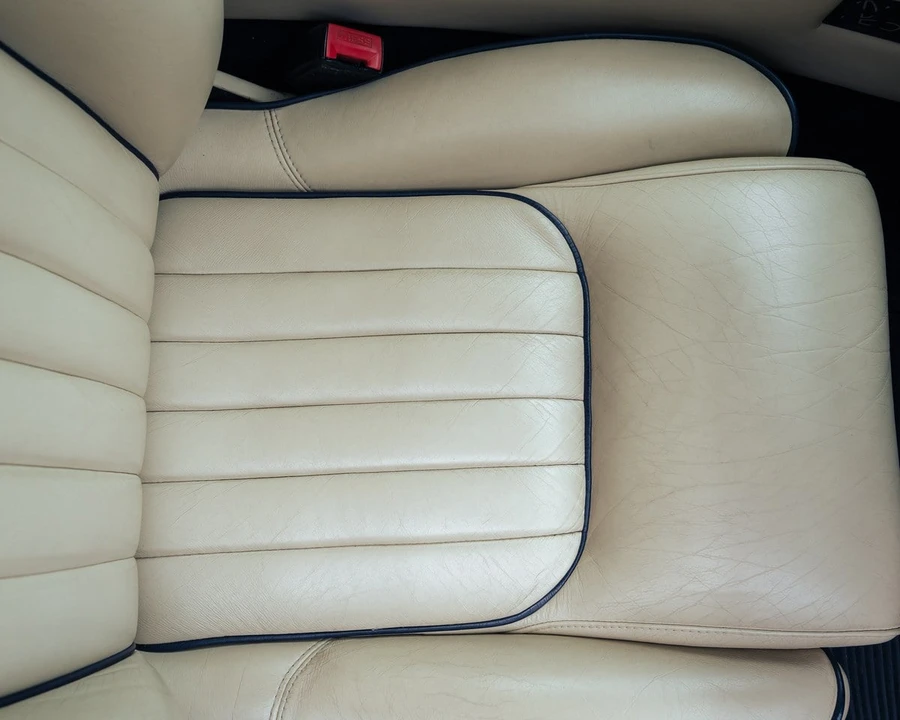 1996 Aston Martin DB7 - Image 17 of 30