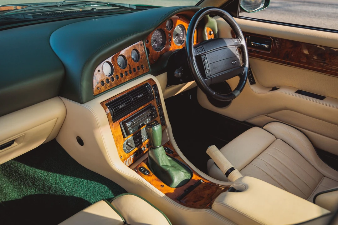 1996 Aston Martin V8 Coupe - Image 13 of 31