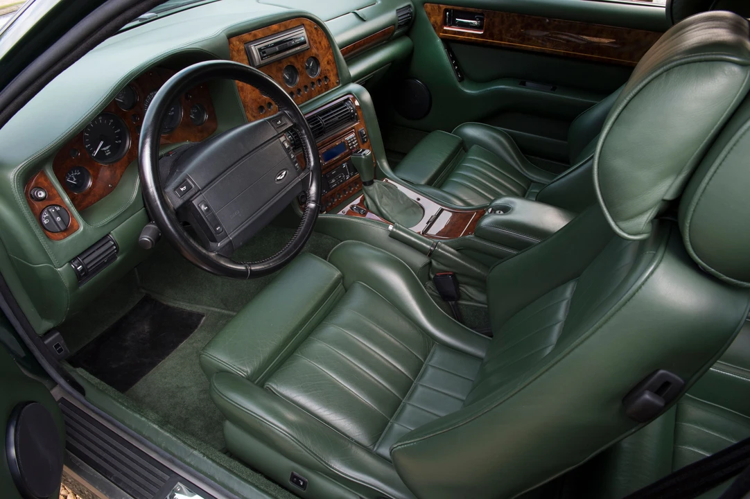 1996 Aston Martin V8 Coupe - Image 22 of 31