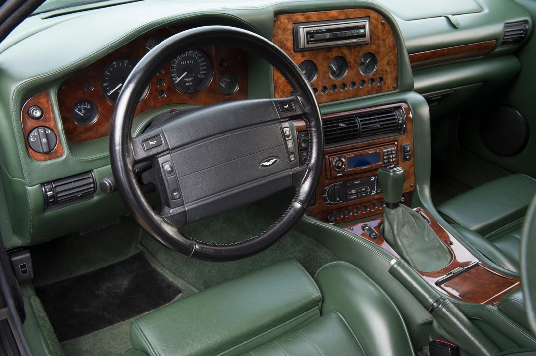 1996 Aston Martin V8 Coupe - Image 21 of 31