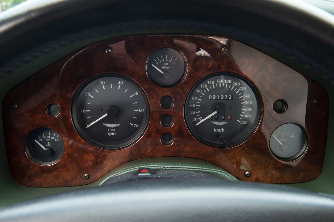 1996 Aston Martin V8 Coupe - Image 16 of 31