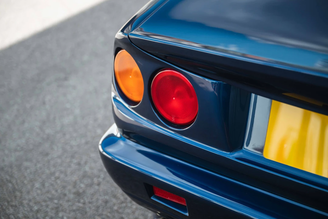 1996 Aston Martin Vantage (1993-2000) - Image 31 of 31