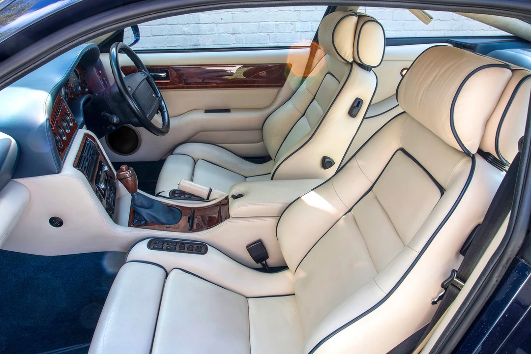 1996 Aston Martin Vantage (1993-2000) - Image 8 of 12