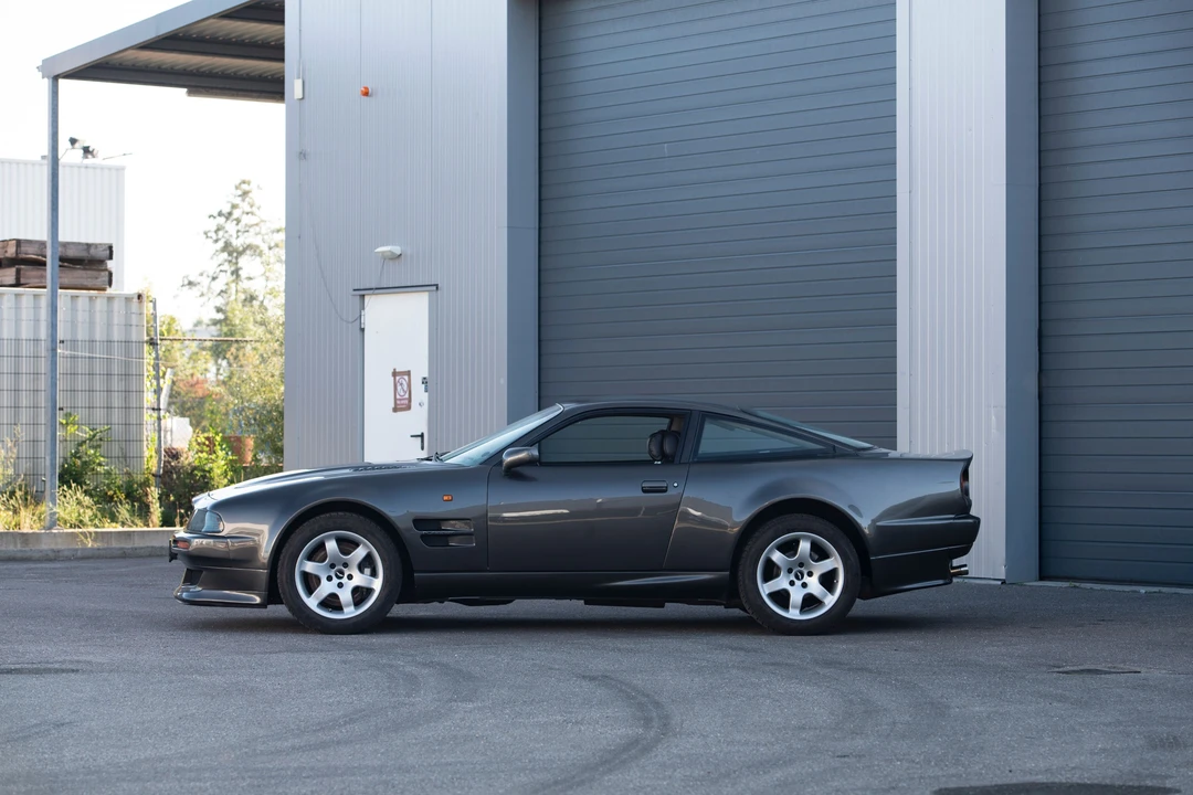 1996 Aston Martin Vantage (1993-2000) - Image 2 of 31