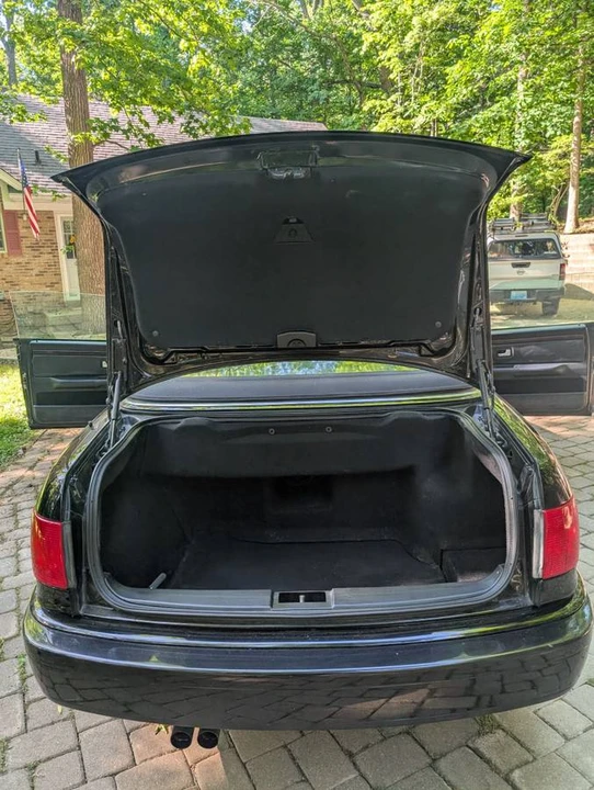 1996 Audi Coupe & Cabriolet - Image 5 of 10