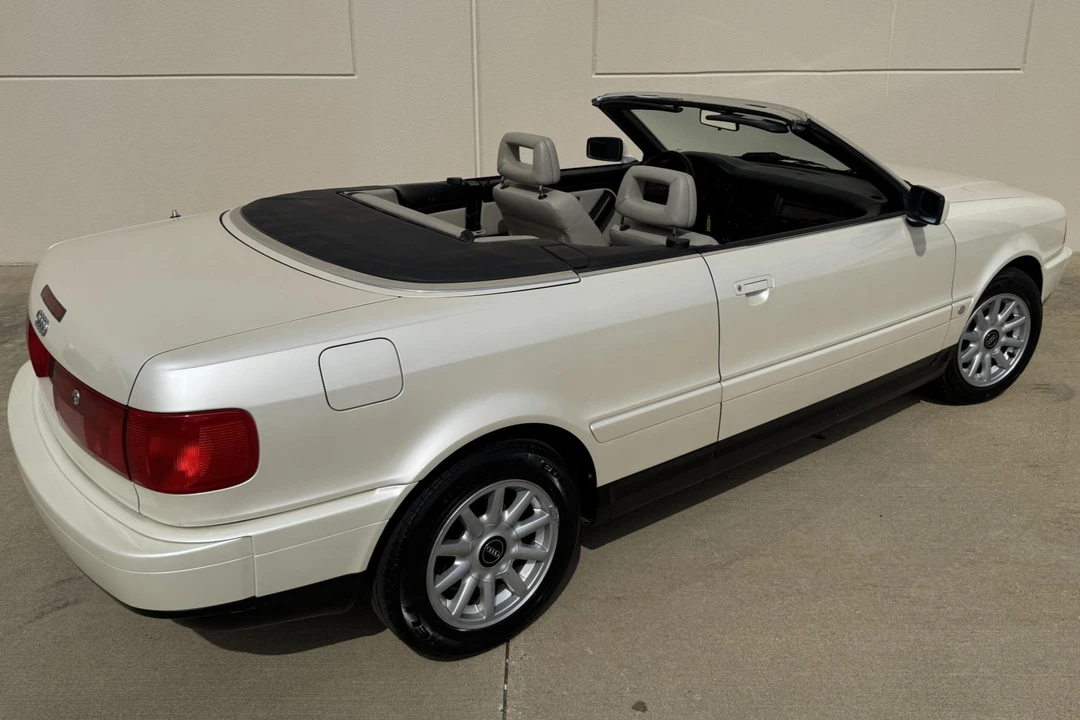 1996 Audi Coupe & Cabriolet - Image 14 of 31