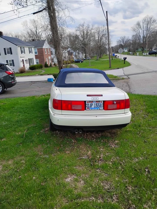 1996 Audi Coupe & Cabriolet - Image 3 of 4