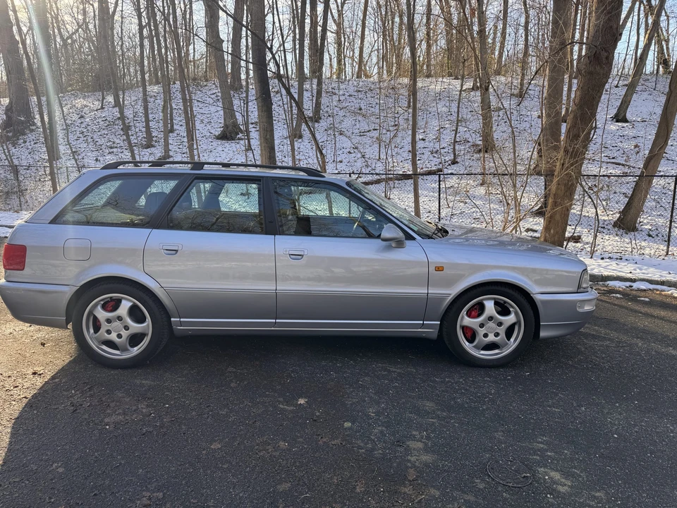 1996 Audi RS2 Avant - Image 16 of 31