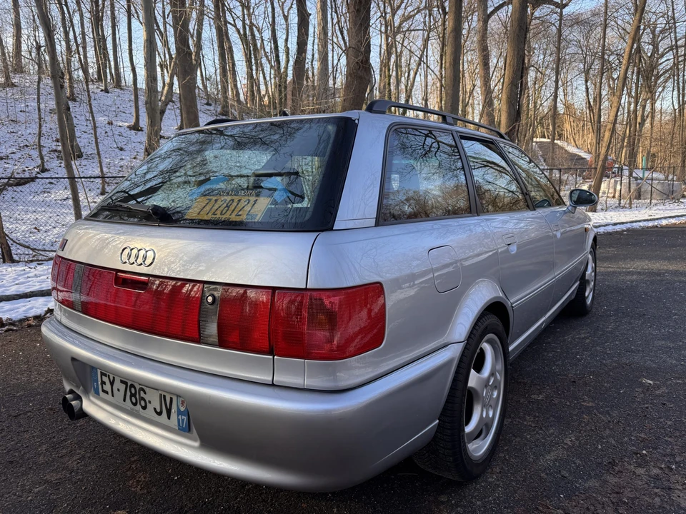 1996 Audi RS2 Avant - Image 19 of 31