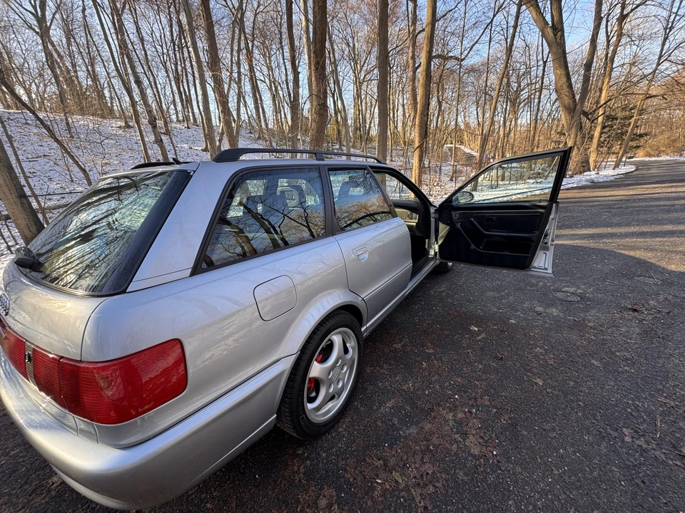 1996 Audi RS2 Avant - Image 20 of 31