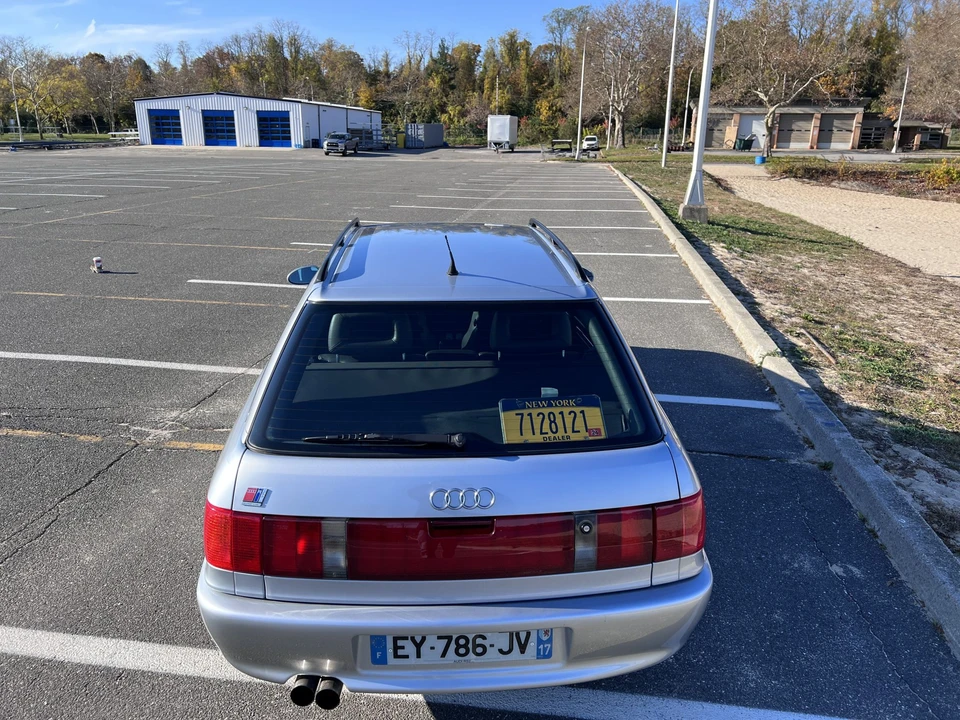 1996 Audi RS2 Avant - Image 18 of 31