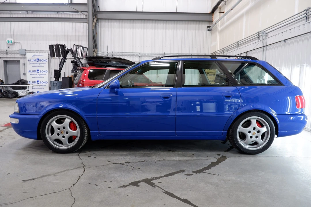 1996 Audi RS2 Avant - Image 25 of 31